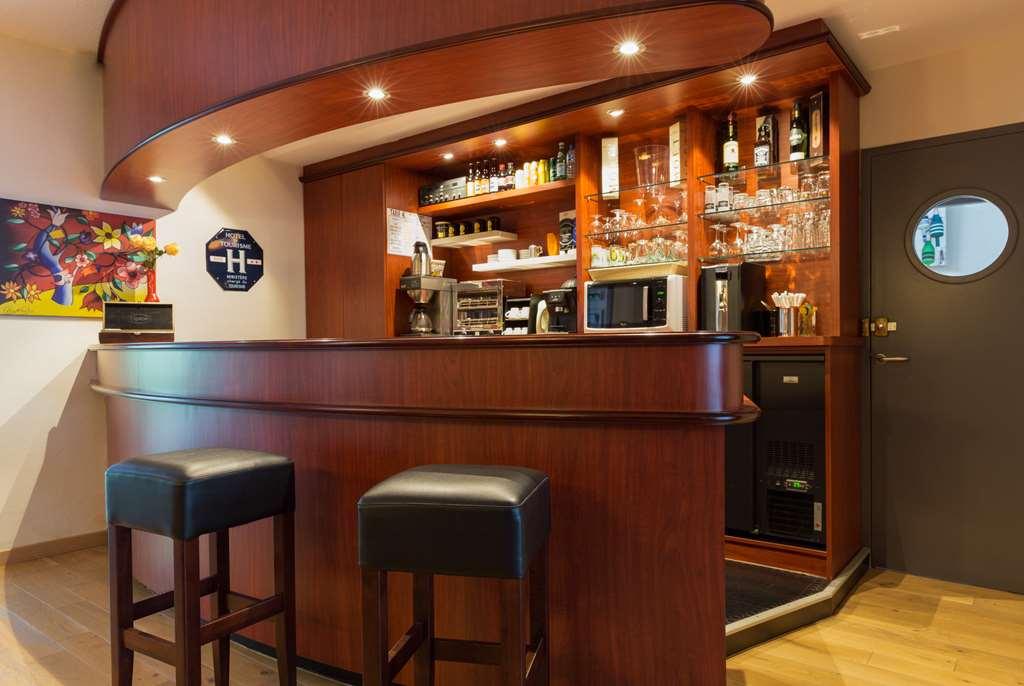 The Originals City, Hotel Les Oceanes, Lorient Restoran foto