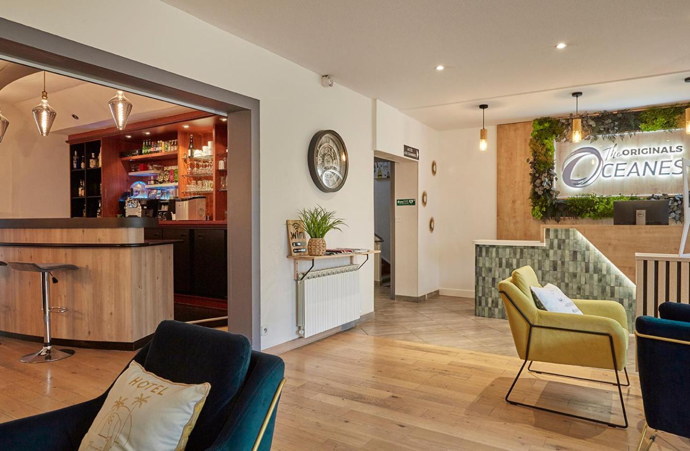 The Originals City, Hotel Les Oceanes, Lorient Bagian luar foto