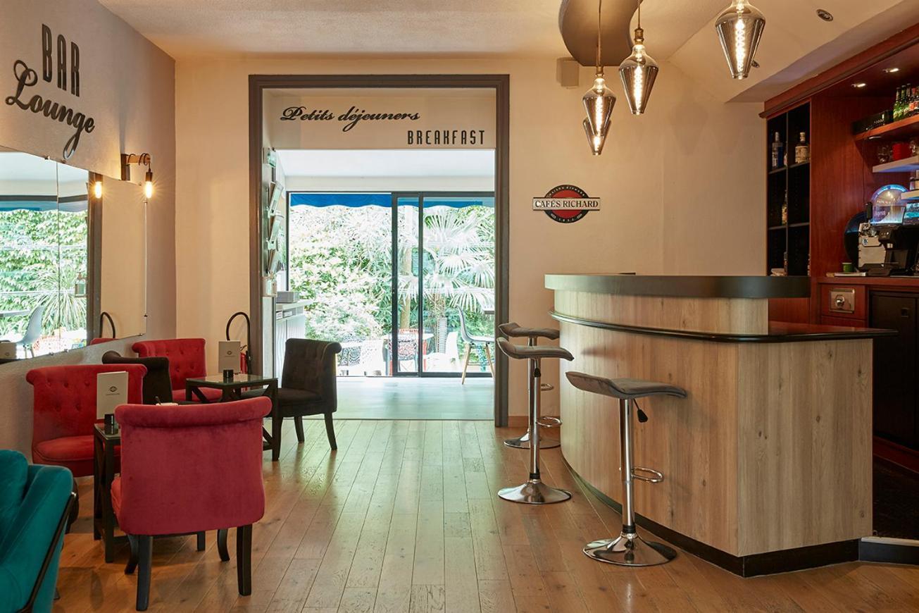 The Originals City, Hotel Les Oceanes, Lorient Bagian luar foto